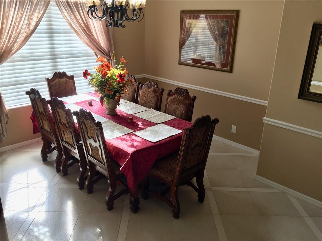 10386 Canoe Brook Circle Boca Raton, FL 33498 - Photo 7 of 36 Dinning Room 2