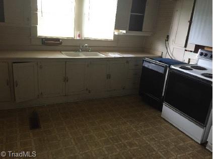 4561 Burch Bridge Road Burlington, NC 27217 - Photo 4 of 12 Gallery Image 4