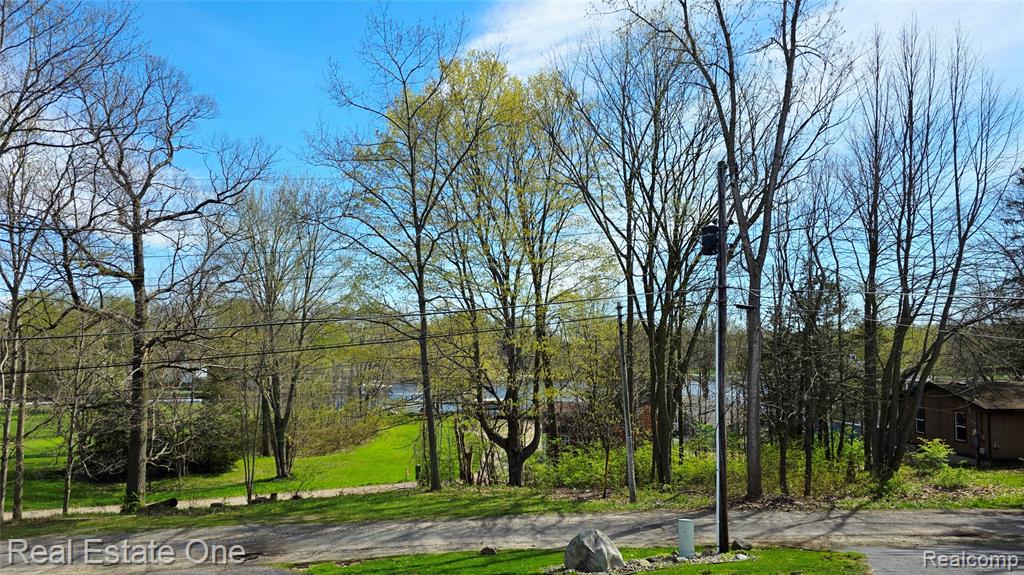 8751 Highland Road Watervliet, MI 49098 - Photo 15 of 17