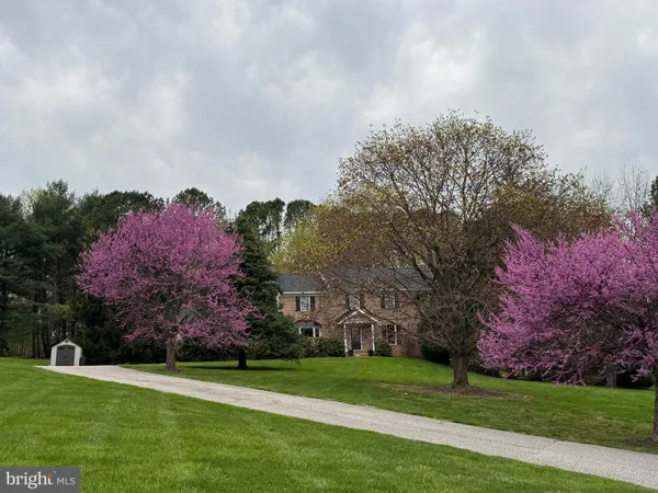 $879,000 | 12914 Falls Road, Cockeysville, MD 21030