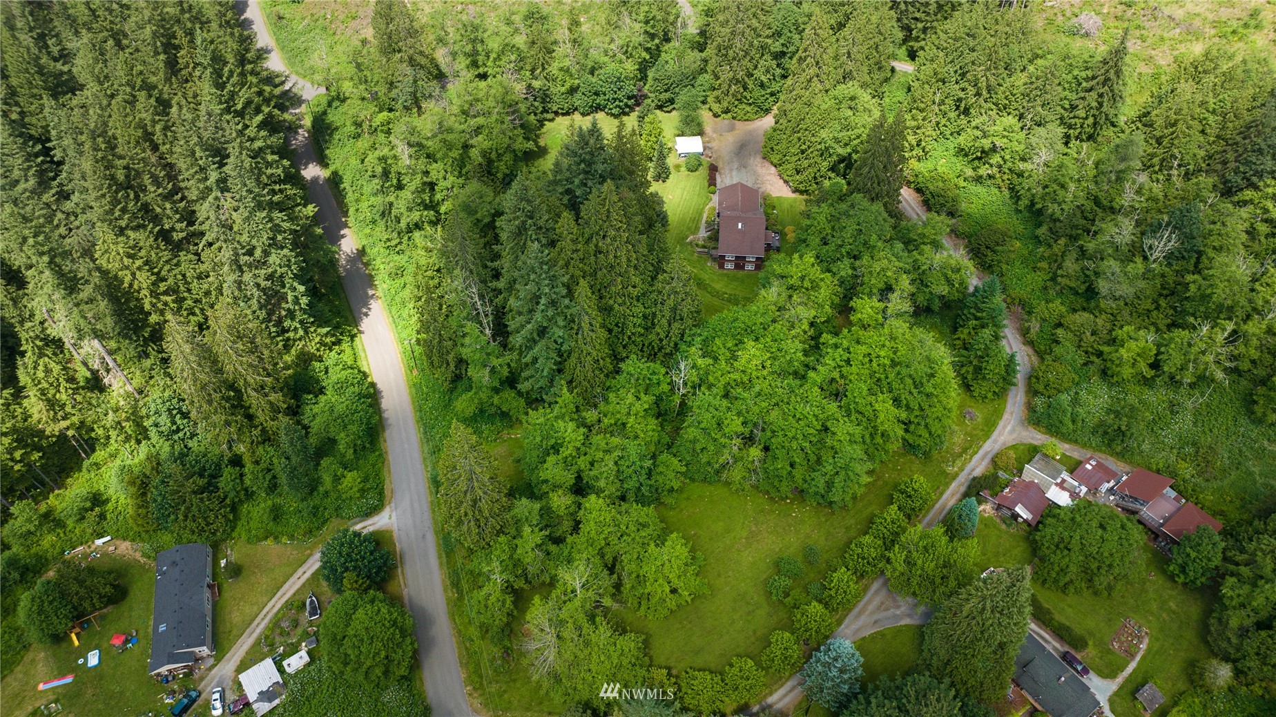 9509 North Cedarvale Loop Road Arlington, WA 98223 - Photo 34 of 39 Gallery Image 34