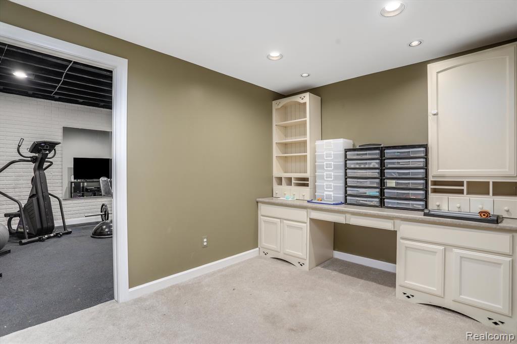 6984 Oakhurst Ridge Road Clarkston, MI 48348 - Photo 59 of 65