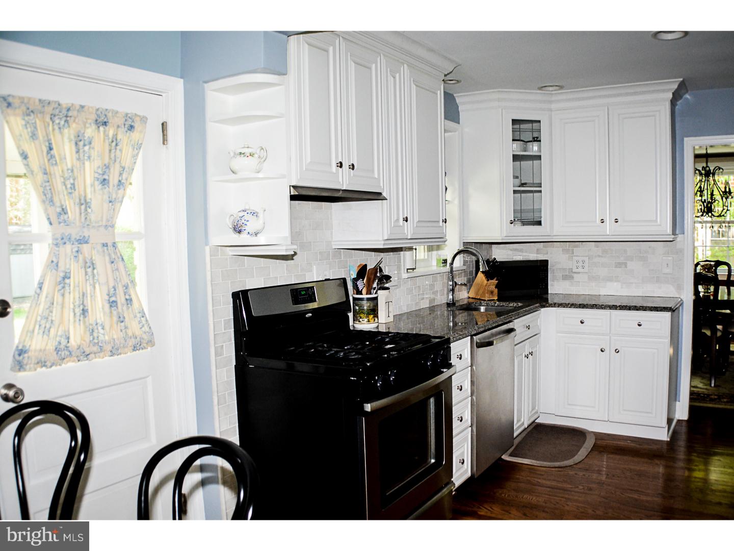517 Upland Road Havertown, PA 19083 - Photo 6 of 25 Kitchen