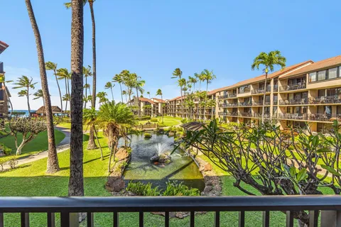 $475,000 | 3543 Lower Honoapiilani Road, Unit D204, Lahaina, HI 96761