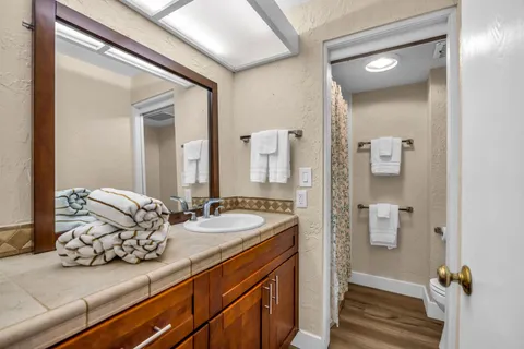 $475,000 | 3543 Lower Honoapiilani Road, Unit D204, Lahaina, HI 96761