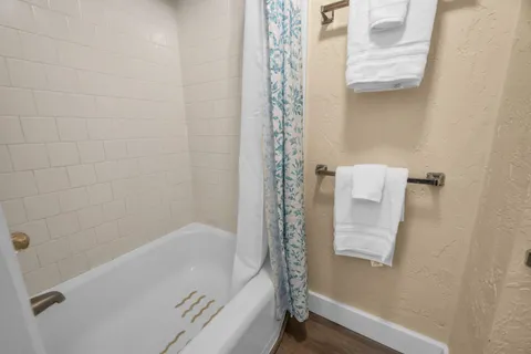 $475,000 | 3543 Lower Honoapiilani Road, Unit D204, Lahaina, HI 96761