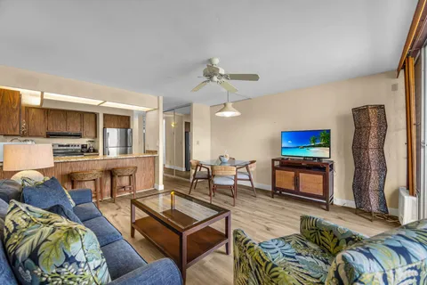 $475,000 | 3543 Lower Honoapiilani Road, Unit D204, Lahaina, HI 96761