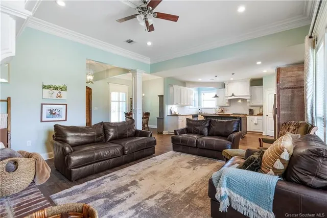 $309,950 | 4821 Jim Kent Road, Dequincy, LA 70633