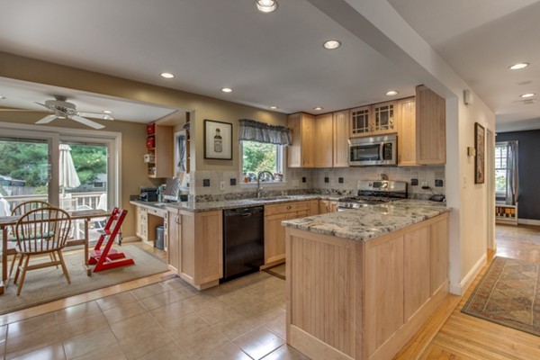 109 Rutland Street Watertown, MA 02472 - Photo 13 of 30 Gallery Image 13