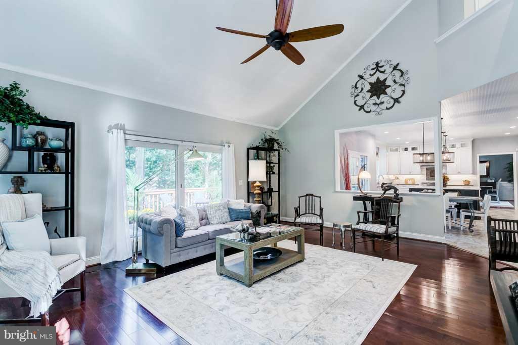 313 West Timonium Road Lutherville-Timonium, MD 21093 - Photo 11 of 30 Family Room
