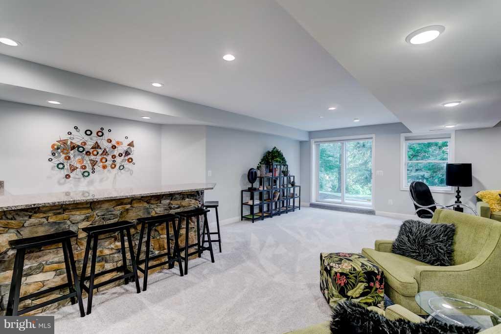 313 West Timonium Road Lutherville-Timonium, MD 21093 - Photo 23 of 30 Club Room Wet Bar