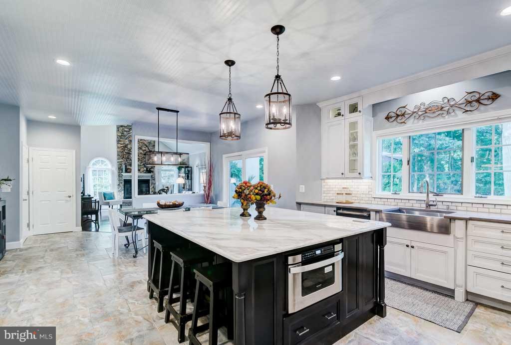 313 West Timonium Road Lutherville-Timonium, MD 21093 - Photo 5 of 30 Kitchen