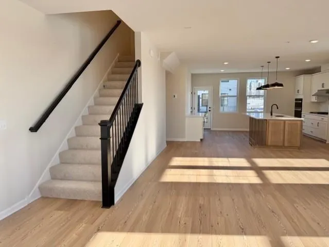 $844,990 | 906 South Woodlawn Avenue, Unit I, St. Paul, MN 55116