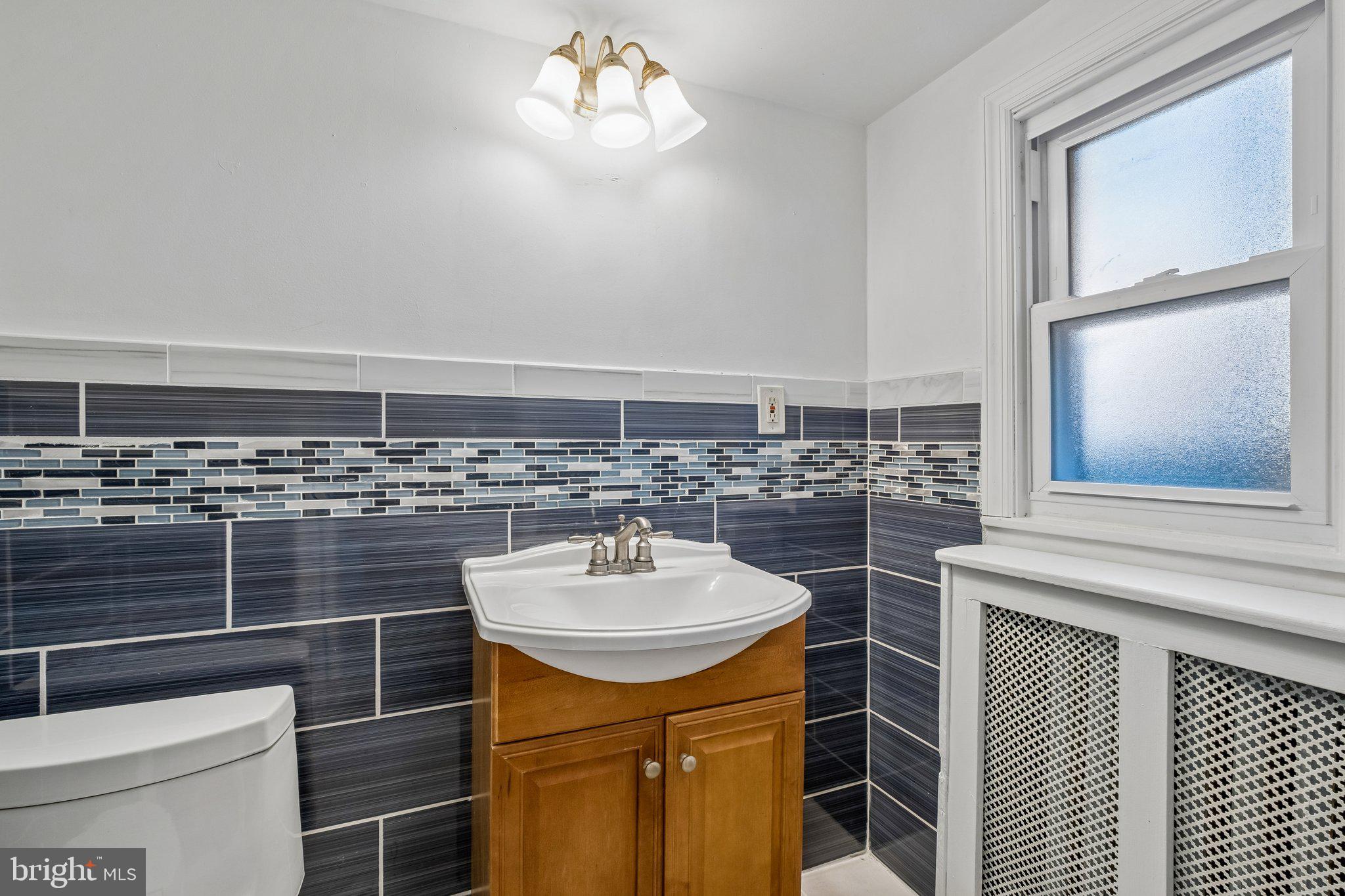627 Walnut Street Darby, PA 19023 - Photo 19 of 42