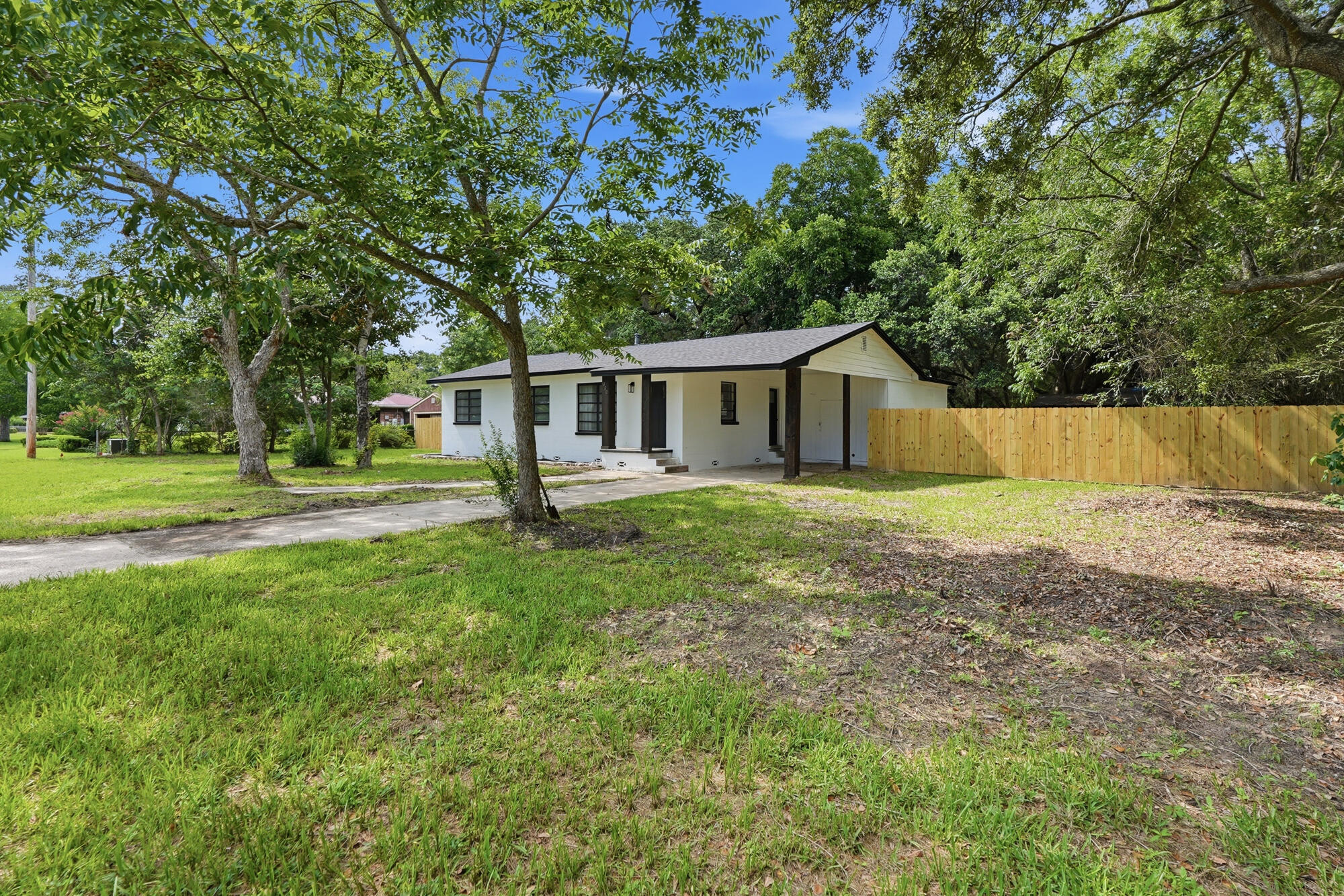 350 Kelson Road Pensacola, FL 32514 - Photo 2 of 30 350_kelson_rd_awp_media-3