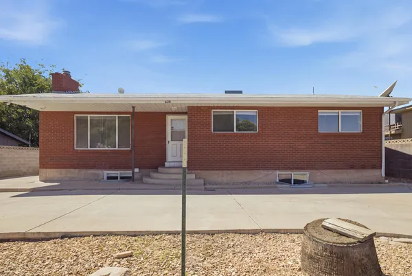 $699,990 | 620 South 700 East, St. George, UT 84770