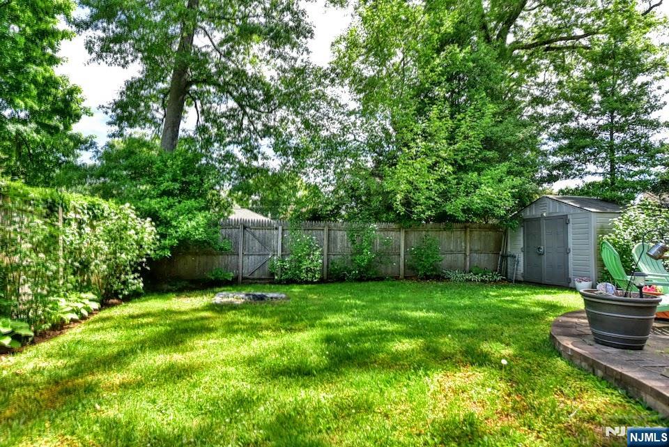 90 Grove Street Waldwick, NJ 07463 - Photo 22 of 26