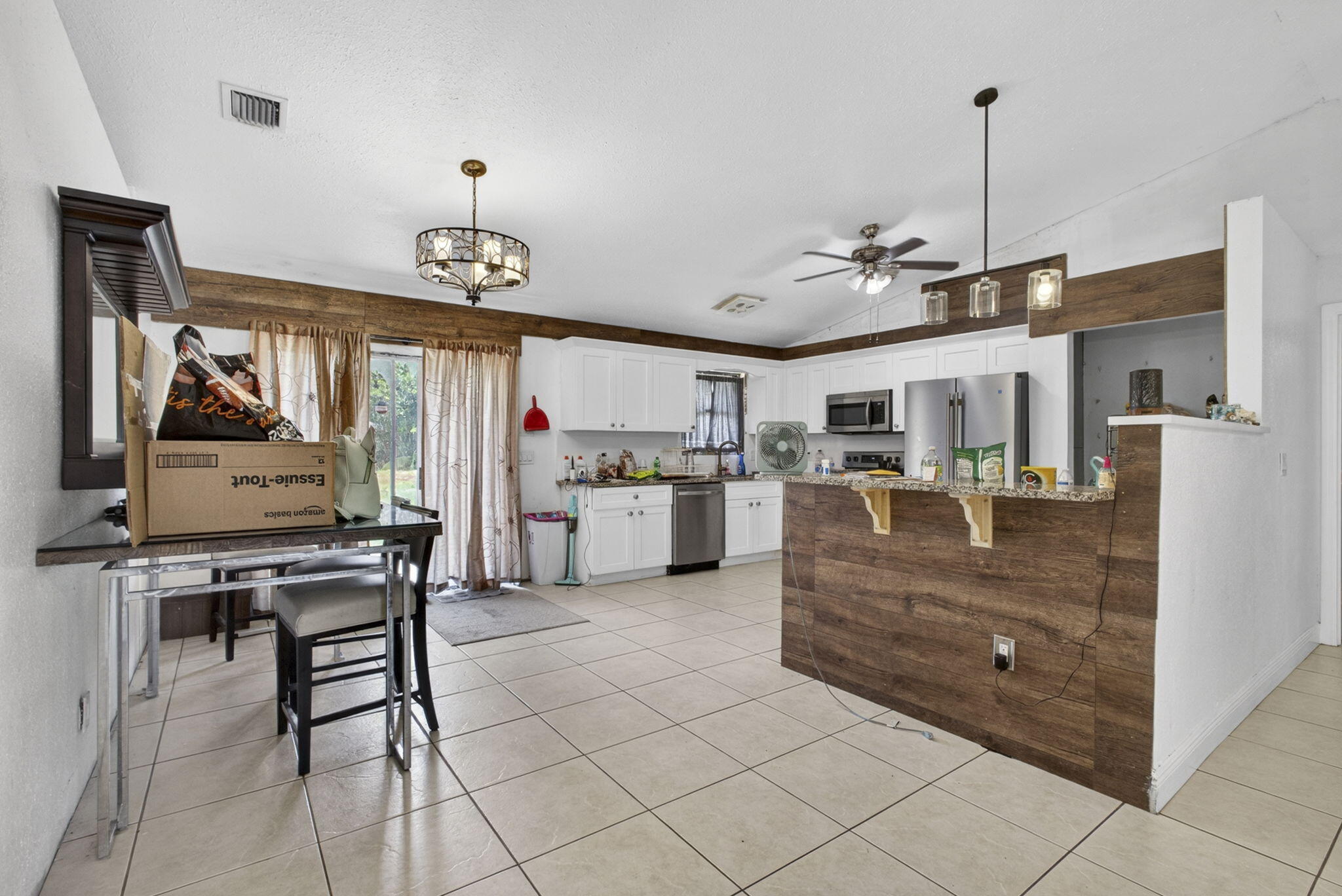 17851 62nd Road North Loxahatchee, FL 33470 - Photo 10 of 55 Living/Kitchen