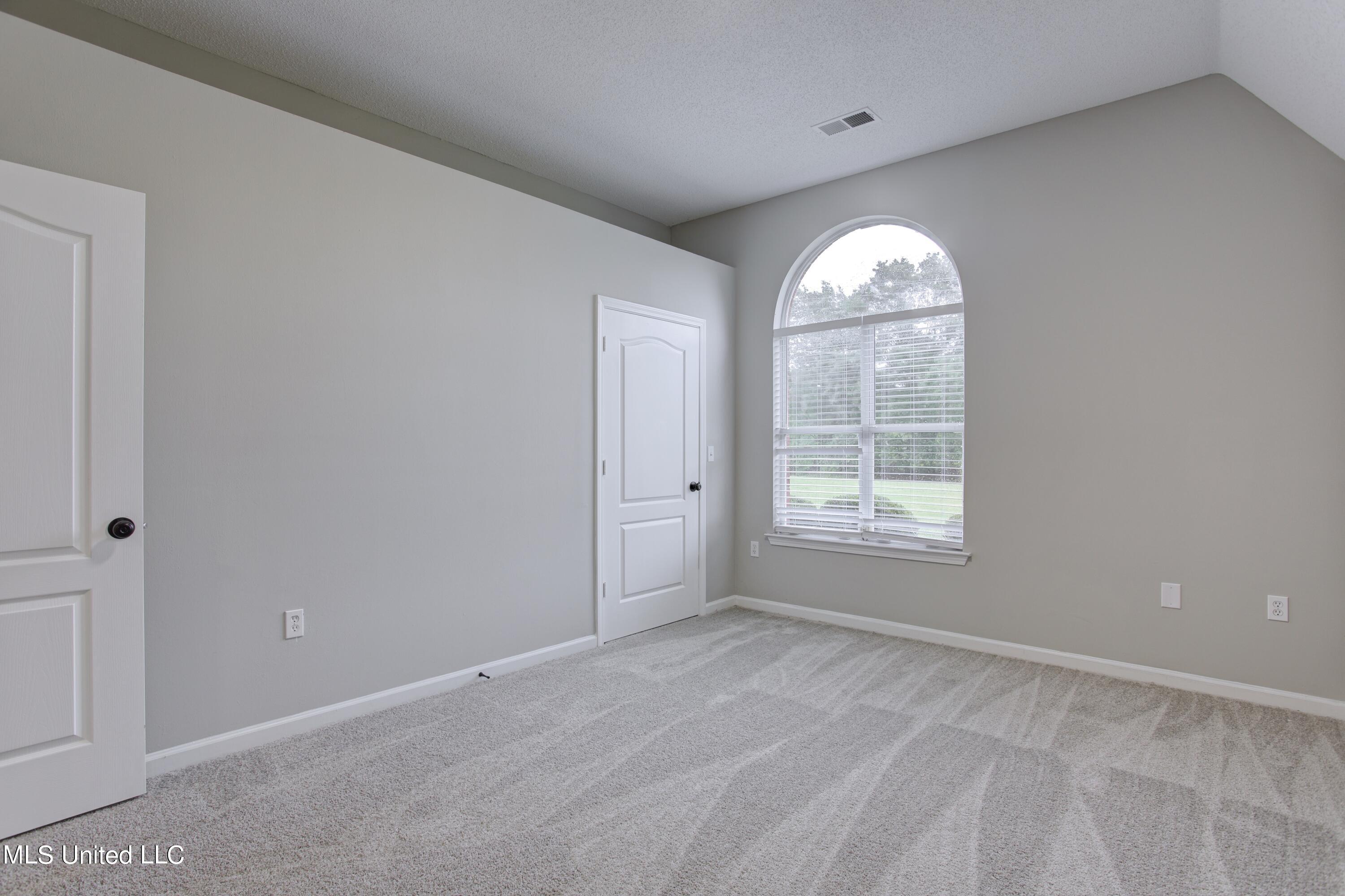 7678 State Line Road Olive Branch, MS 38654 - Photo 25 of 50 upstairs bedroom 1a