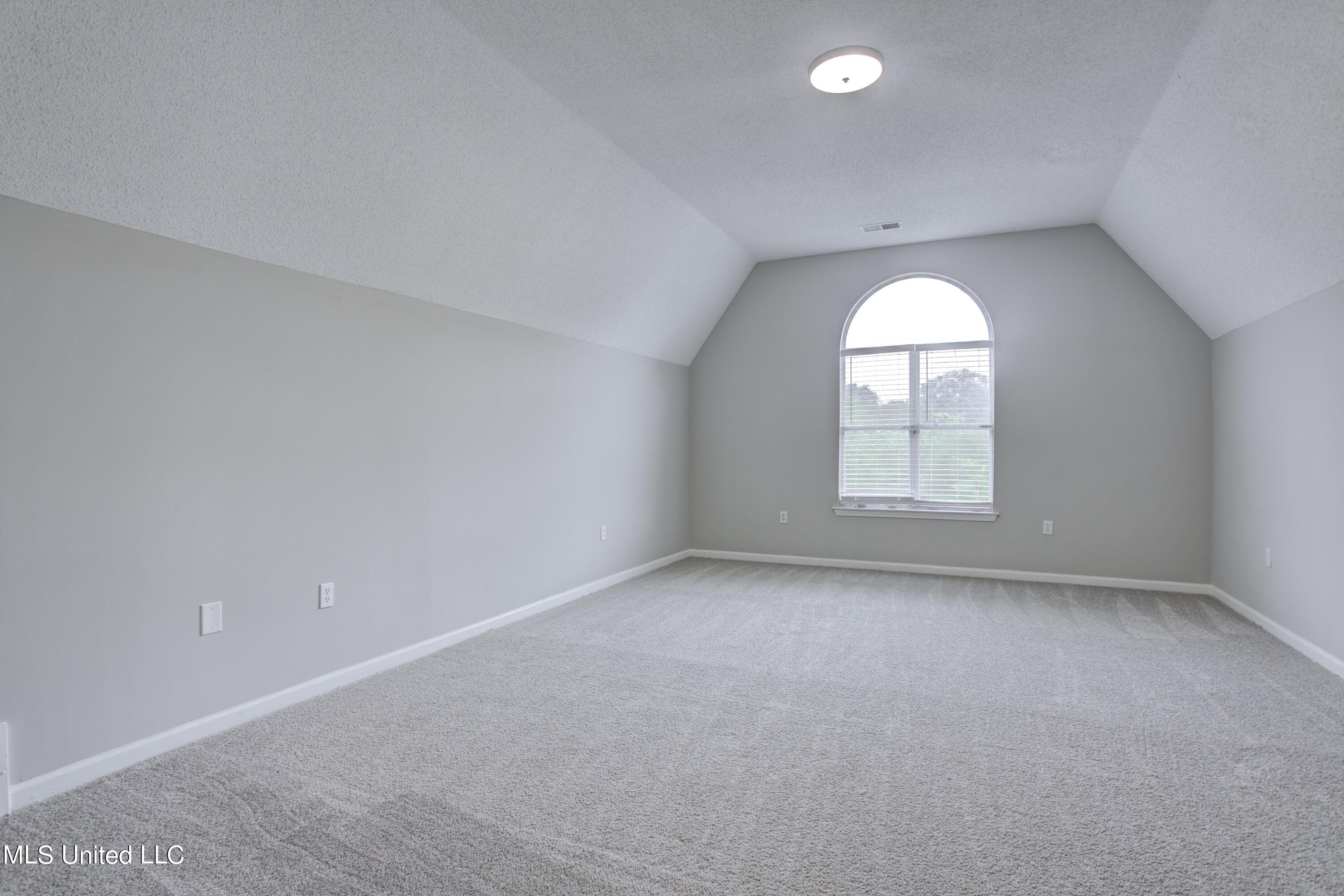 7678 State Line Road Olive Branch, MS 38654 - Photo 31 of 50 upstairs bedroom 3a