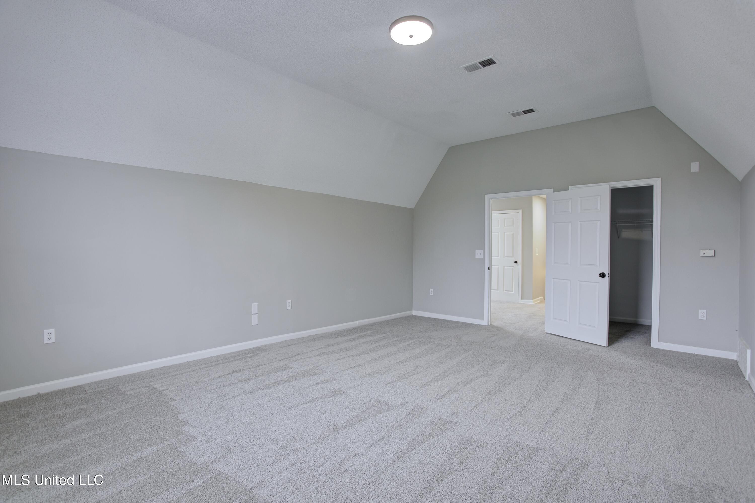 7678 State Line Road Olive Branch, MS 38654 - Photo 32 of 50 upstairs bedroom 3b