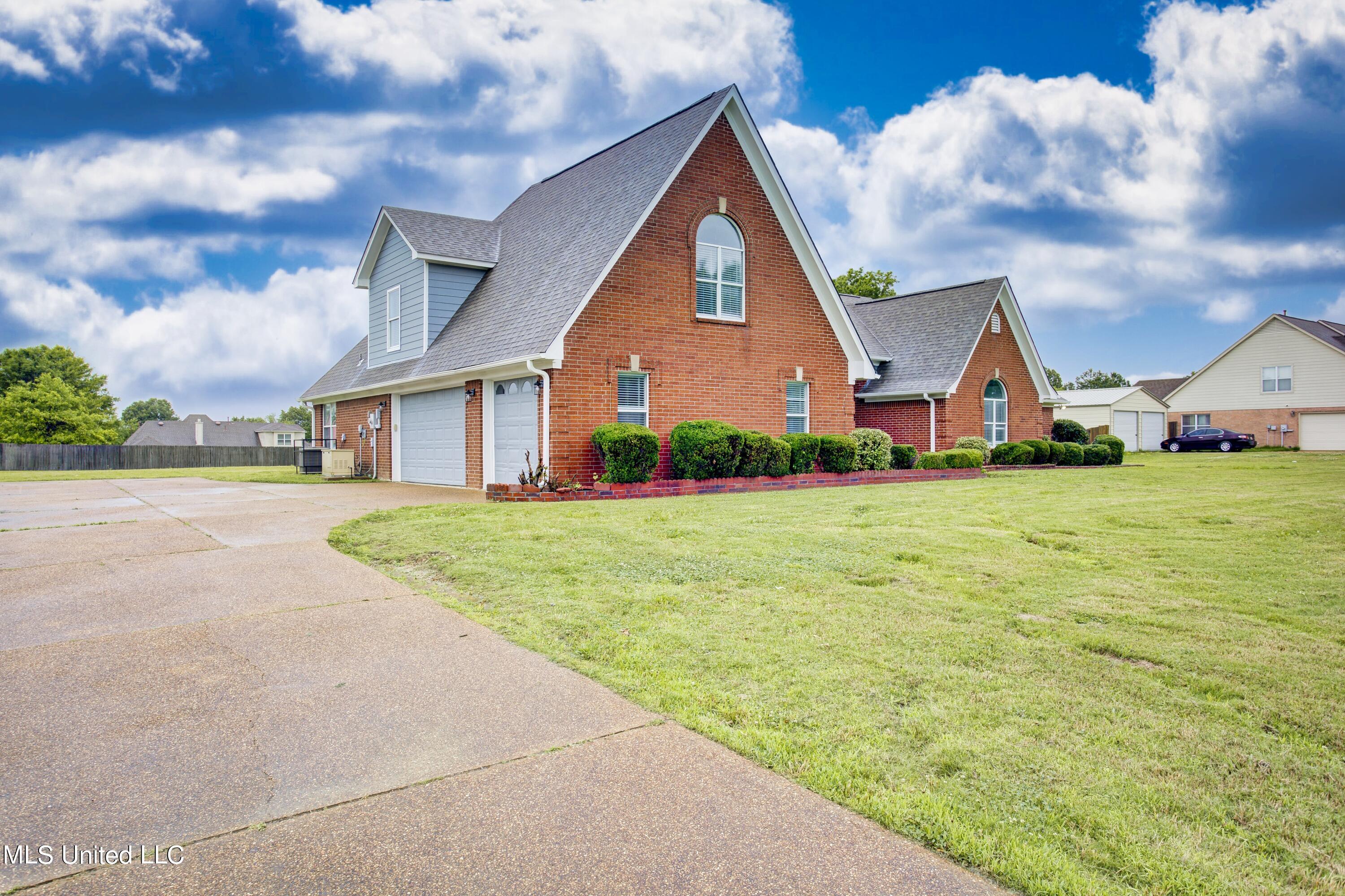 7678 State Line Road Olive Branch, MS 38654 - Photo 40 of 50 ext front left cu