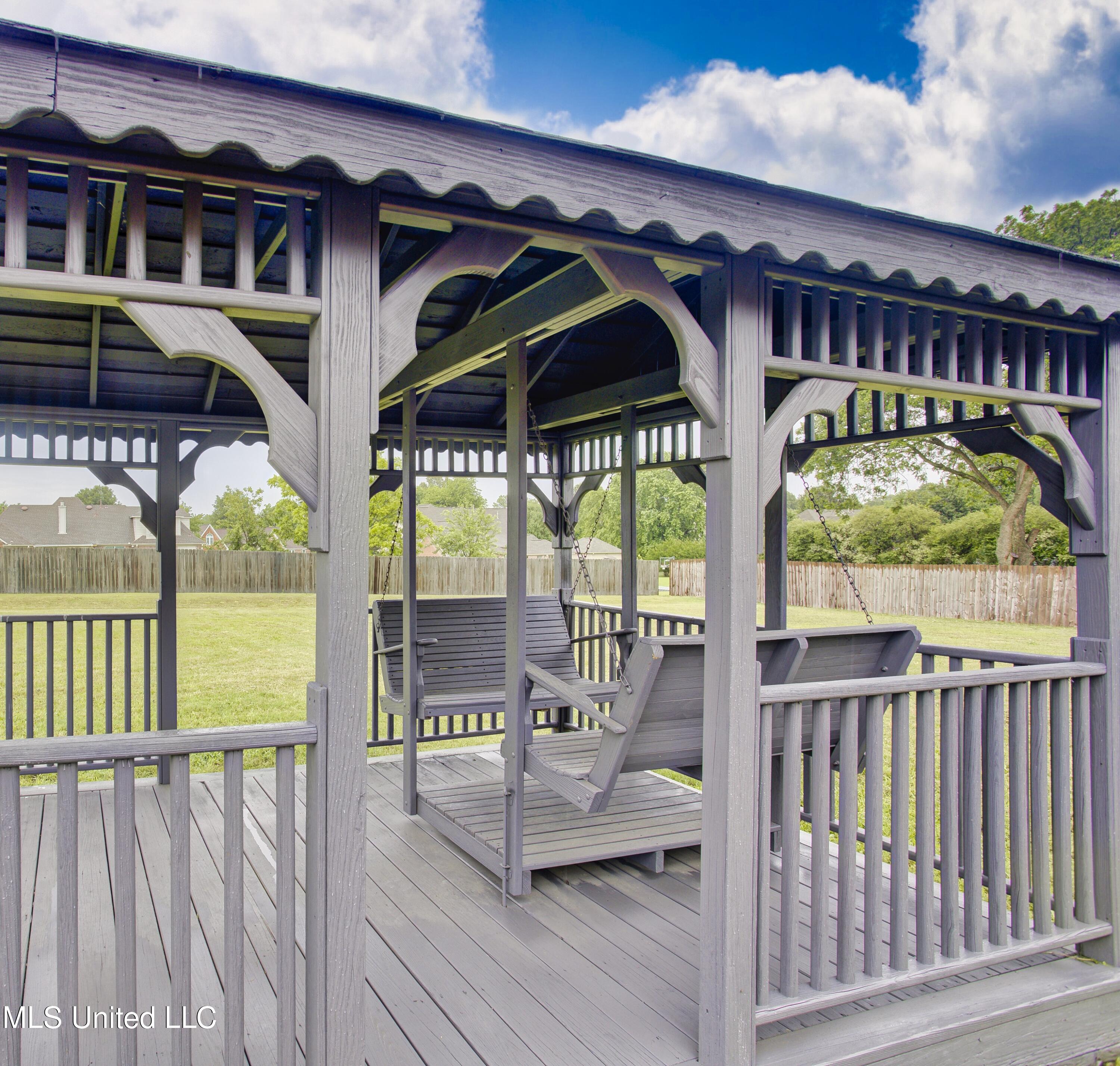 7678 State Line Road Olive Branch, MS 38654 - Photo 50 of 50 exterior retiree rocker