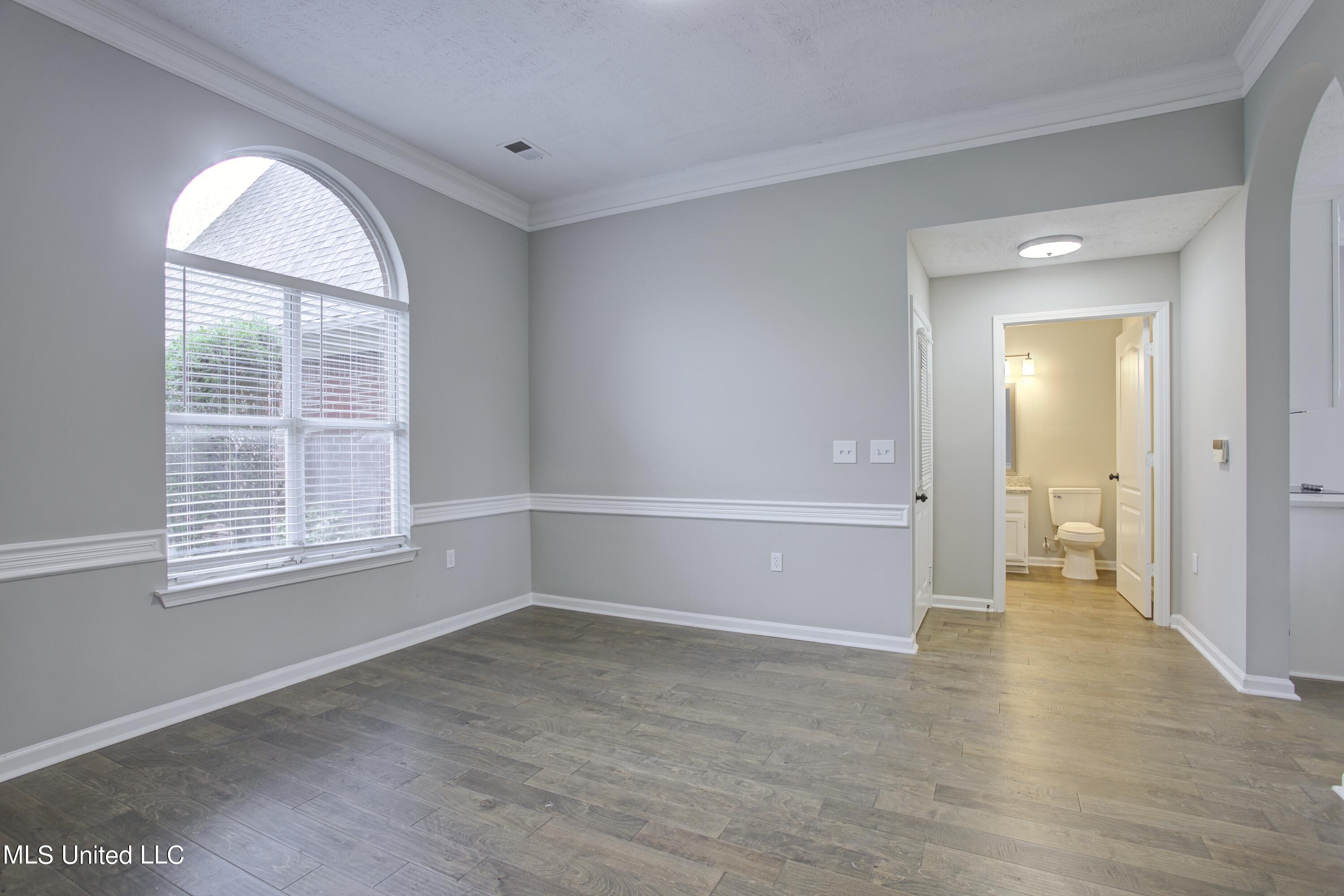 7678 State Line Road Olive Branch, MS 38654 - Photo 8 of 50 sun room a