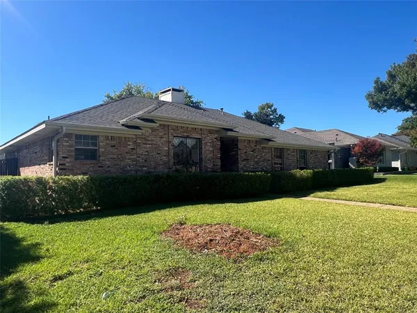 $2,700 | 2312 Blue Cypress Drive, Richardson, TX 75082
