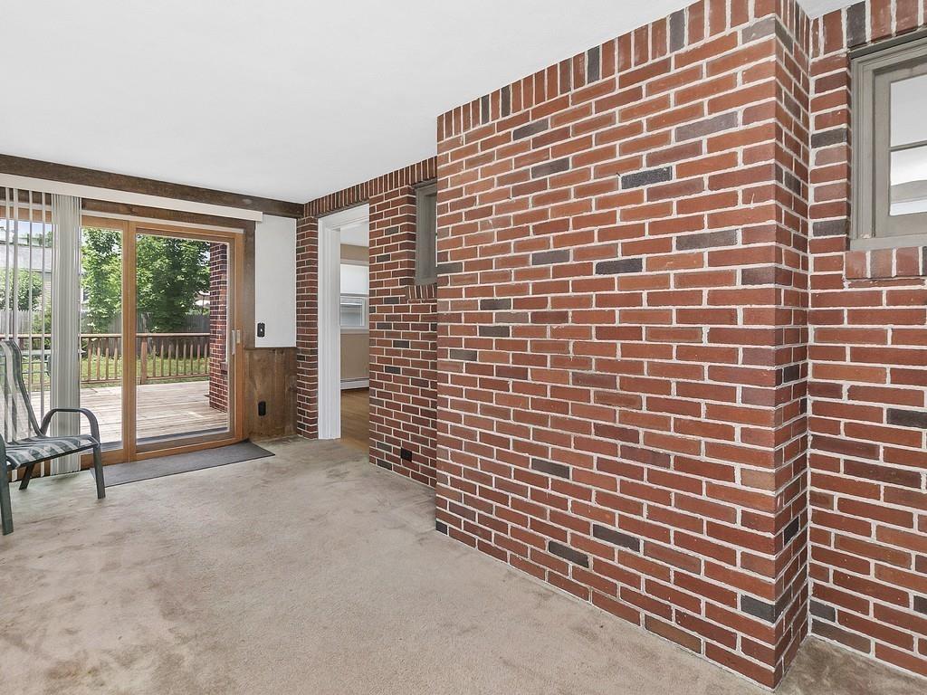 121 Thornton Road Waltham, MA 02453 - Photo 30 of 40 Gallery Image 30