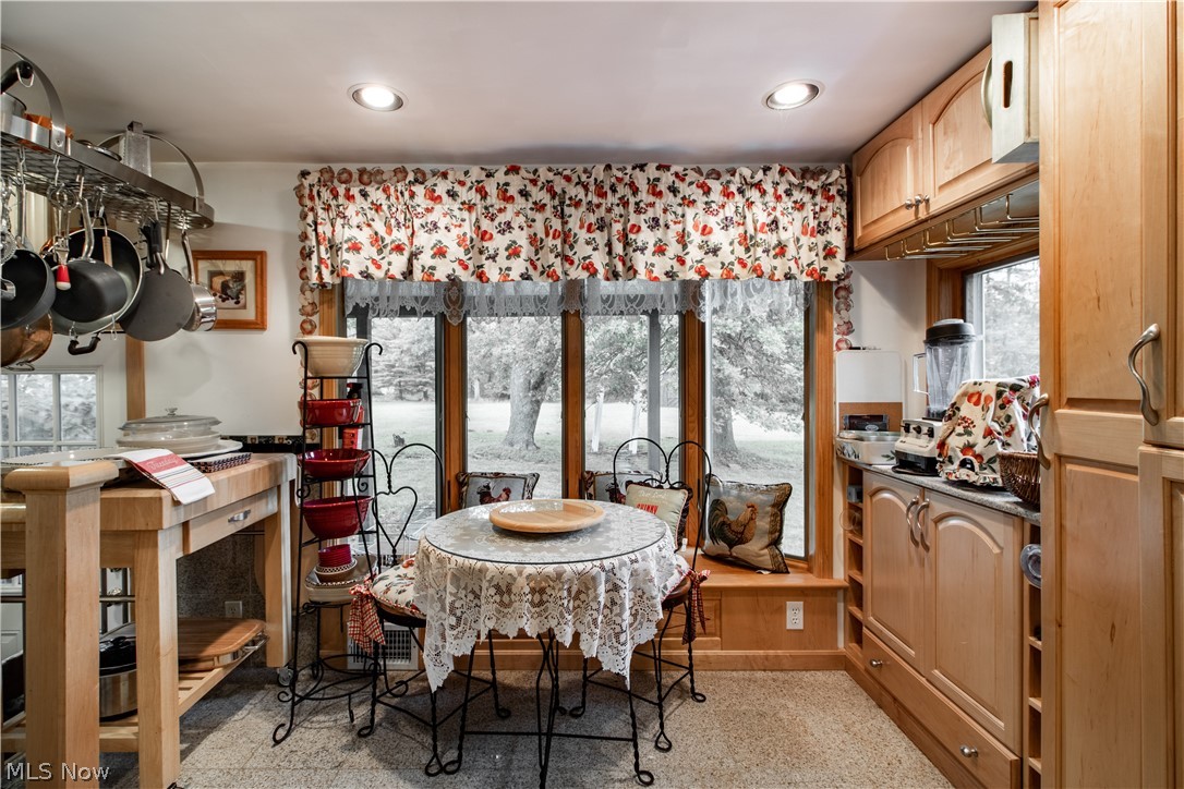 11558 Ridge Road North Royalton, OH 44133 - Photo 18 of 35