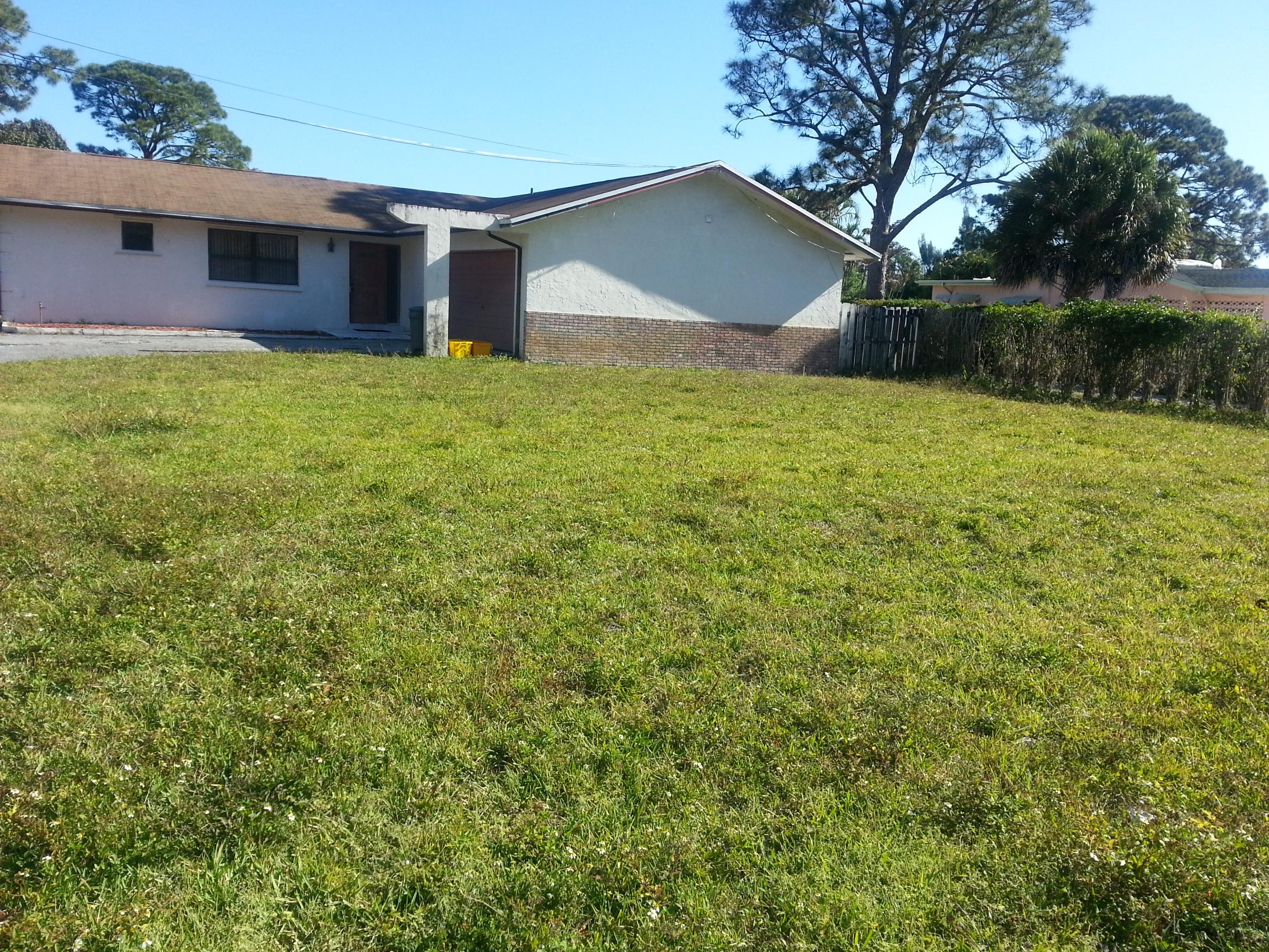 5115 Club Road Haverhill, FL 33415 - Photo 2 of 19 20140402_094834(0)