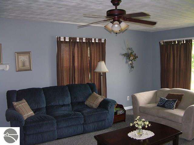 7943 South Summerton Road Shepherd, MI 48883 - Photo 15 of 32 1748067-14.JPG
