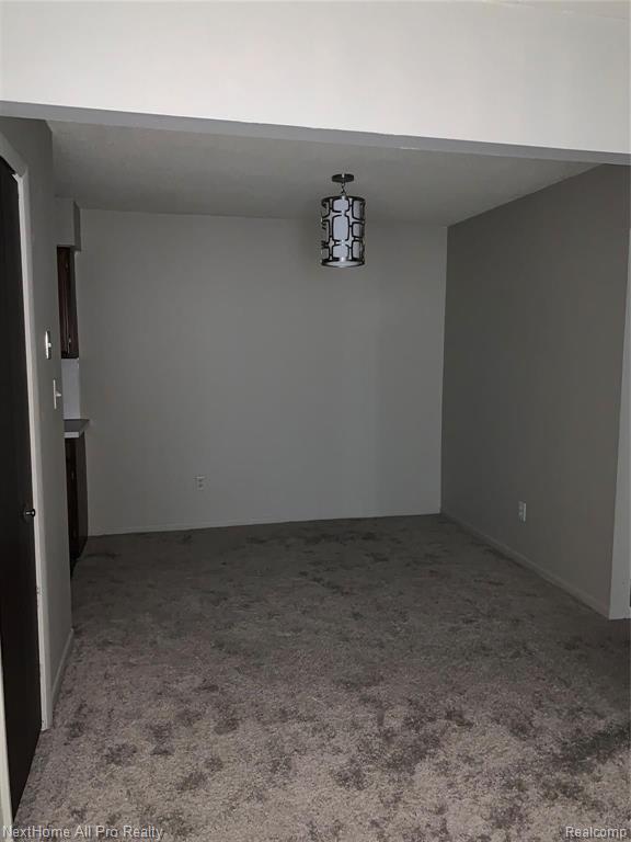 1252 East West Maple Road, Unit 5 Walled Lake, MI 48390 - Photo 4 of 19
