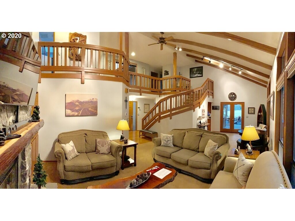 20502 East Carnarvon Road Rhododendron, OR 97049 - Photo 5 of 30 Gallery Image 5