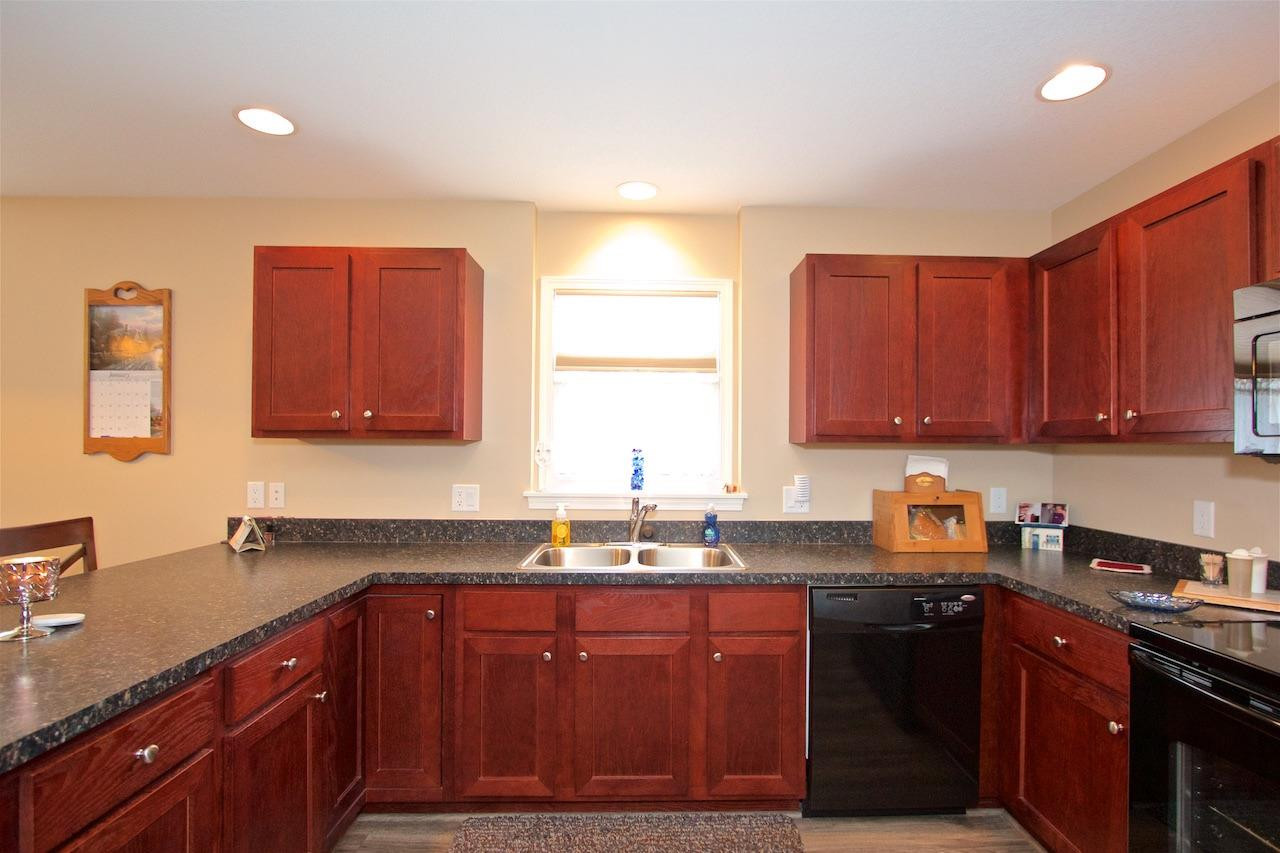 667 Ridge Lane Tecumseh, MI 49286 - Photo 17 of 39 Photo 18