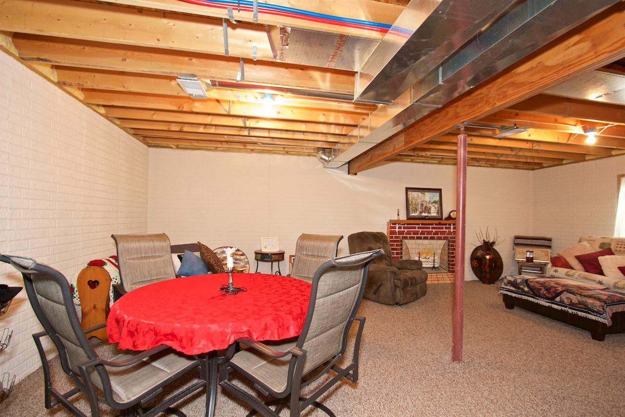 667 Ridge Lane Tecumseh, MI 49286 - Photo 34 of 39 Photo 35