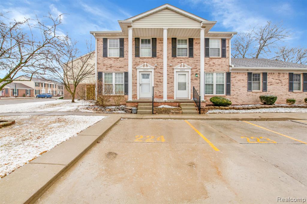 16625 Raleigh Square Drive Southgate, MI 48195 - Photo 1 of 23 Gallery Image 1