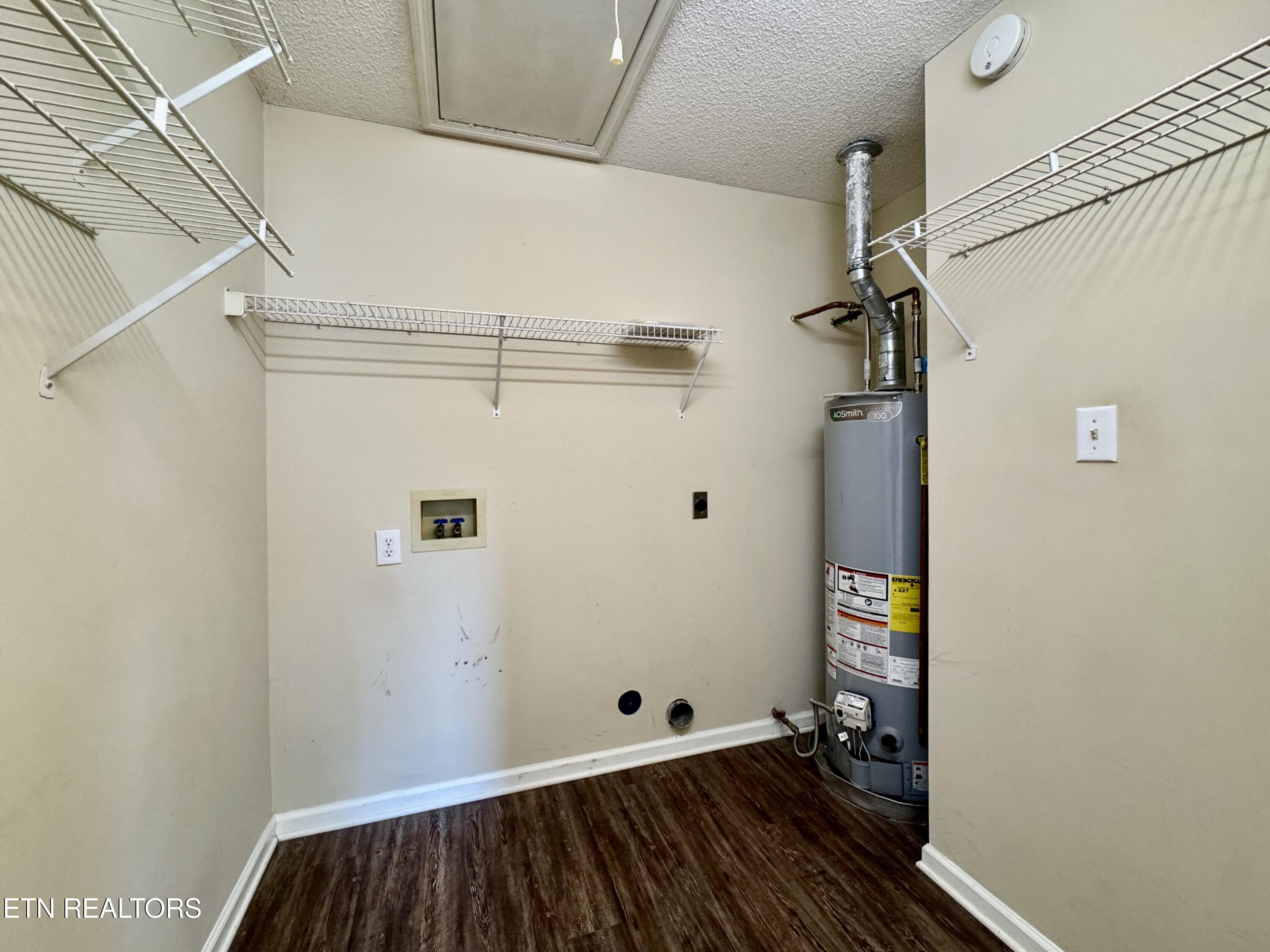 3319 Laurel View Road Knoxville, TN 37917 - Photo 34 of 36 36