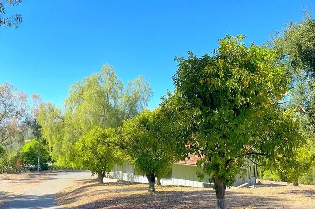 $1,469,999 | 145 Yucca Road, Fallbrook, CA 92028