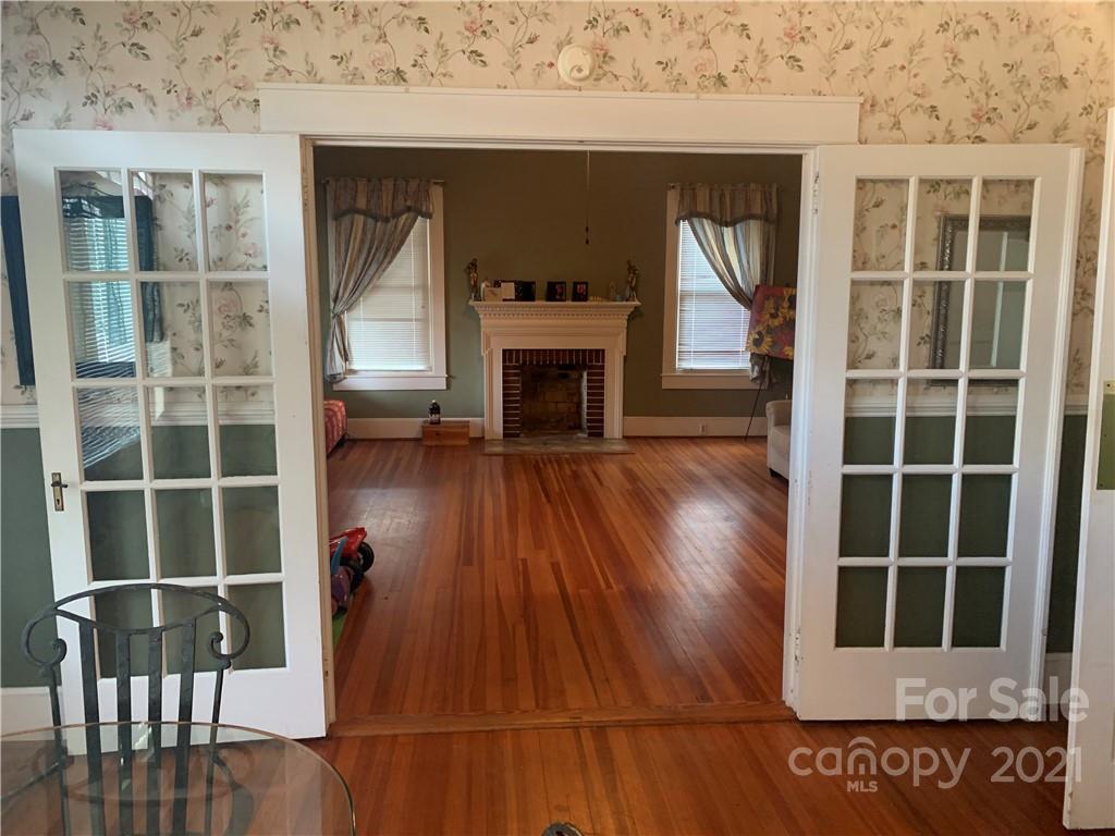 108 Pine Street Chester, SC 29706 - Photo 3 of 24 Gallery Image 3