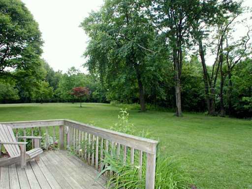 184 Shafer Road Coraopolis, PA 15108 - Photo 5 of 6 View.