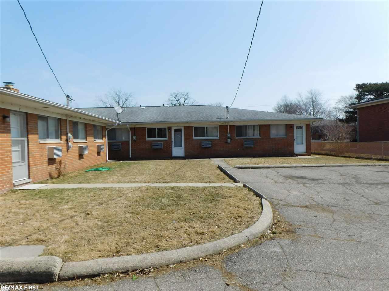 23371 Kelly Road, Unit 6 Eastpointe, MI 48021 - Photo 13 of 15