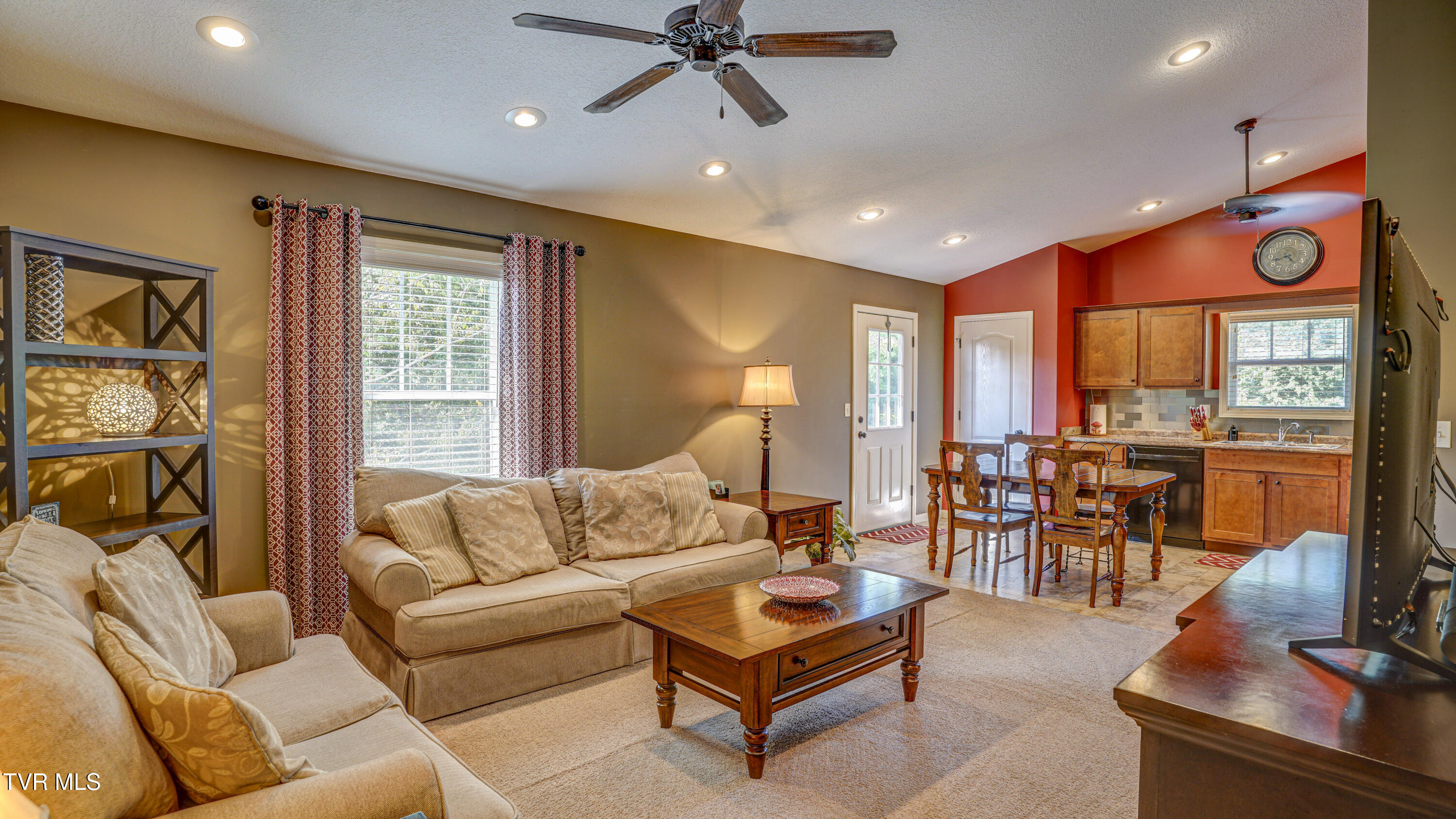 245 New Hope Road Jonesborough, TN 37659 - Photo 9 of 49 245 New Hope9