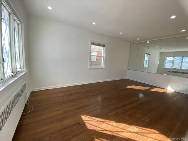 $830,000 | 216 Raff Avenue, Mineola, NY 11501