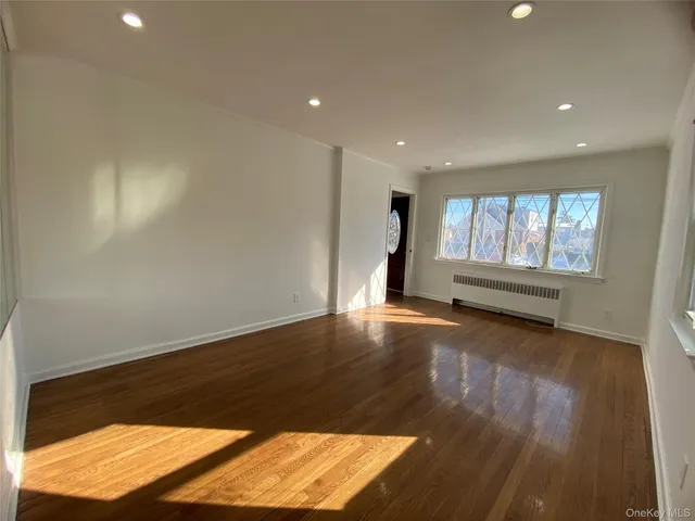 $830,000 | 216 Raff Avenue, Mineola, NY 11501