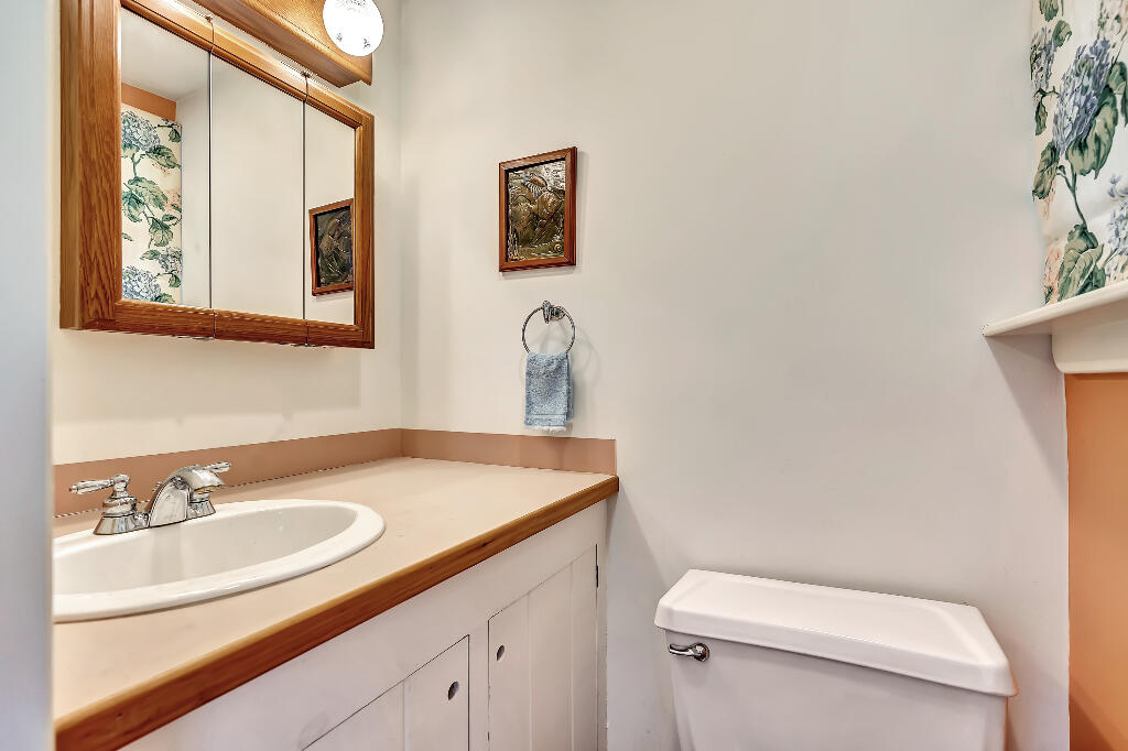20 West Lewis Point Road Damariscotta, ME 04543 - Photo 41 of 68 40