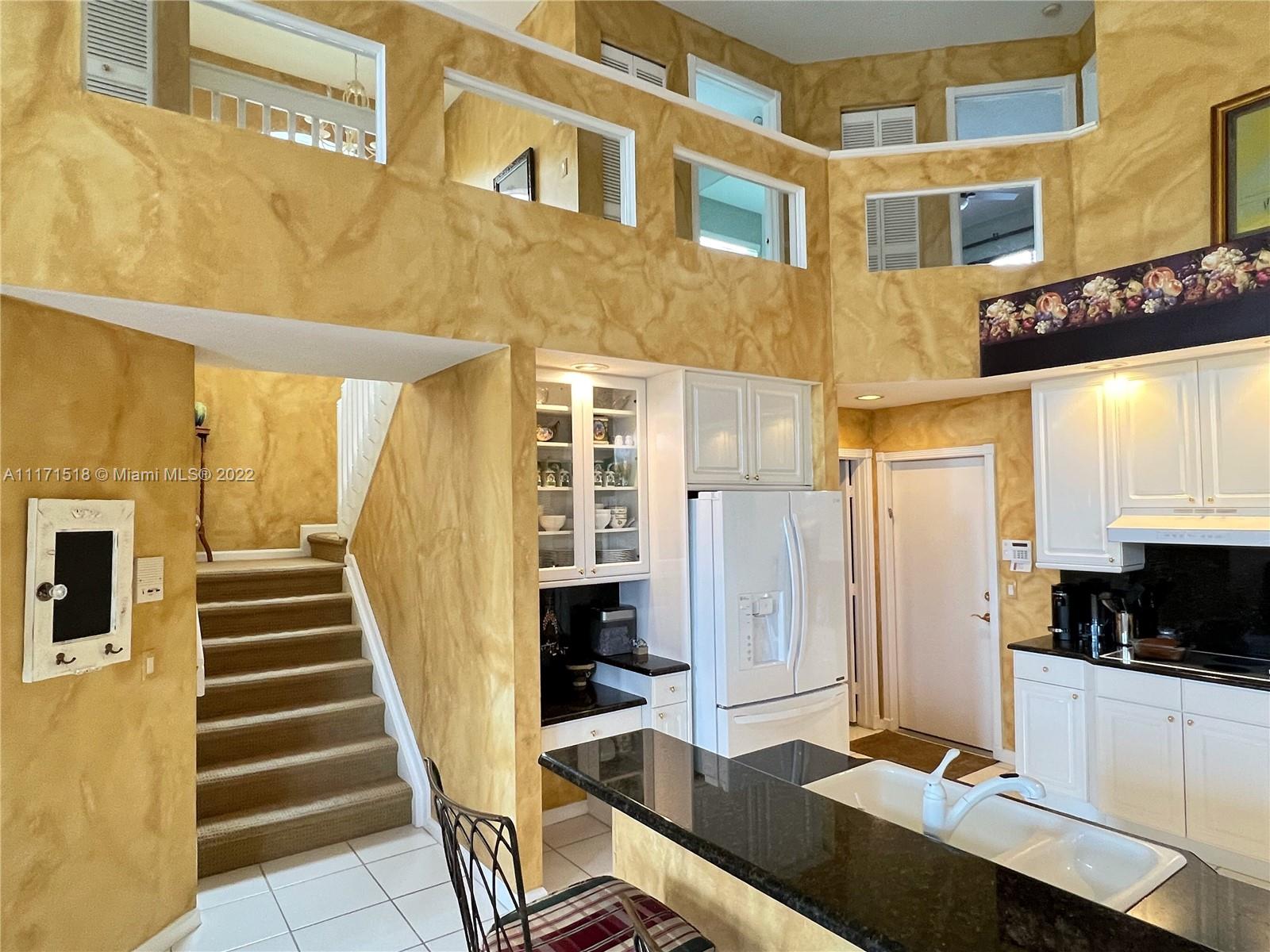 20022 Ocean Key Drive Boca Raton, FL 33498 - Photo 25 of 39 Kitchen - Open to Upstairs living space