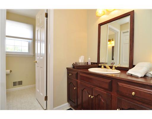 1768 Hassam Road Coraopolis, PA 15108 - Photo 15 of 18 Full Bath.