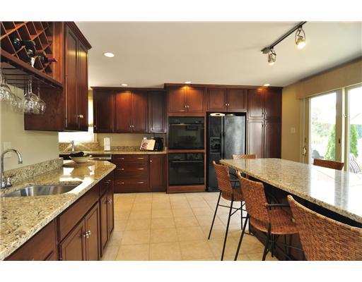 1768 Hassam Road Coraopolis, PA 15108 - Photo 5 of 18 Kitchen.